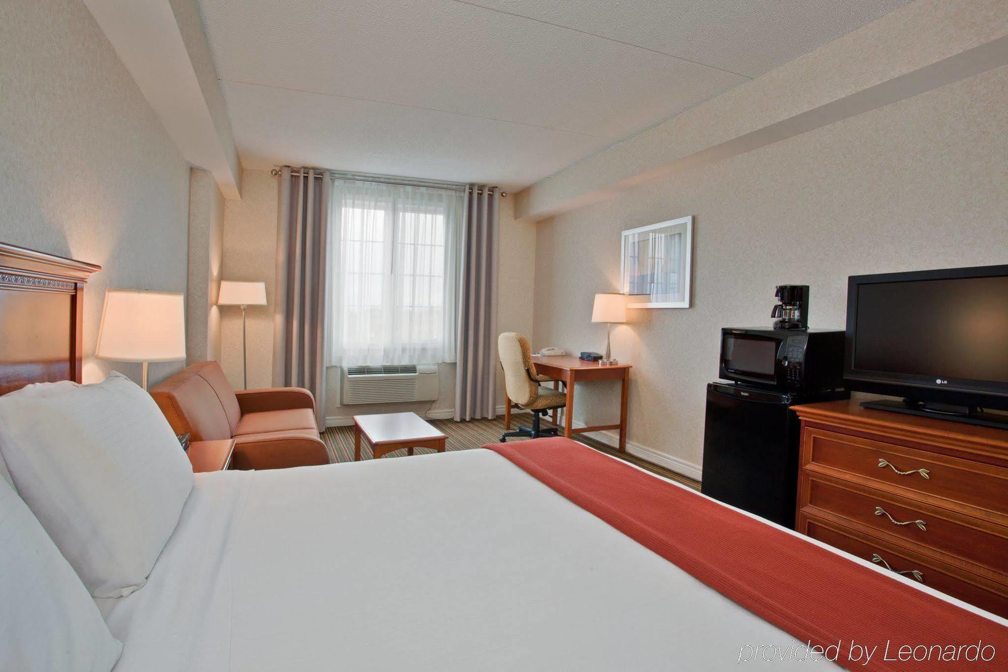 Holiday Inn Express Whitby Oshawa By Ihg Zimmer foto