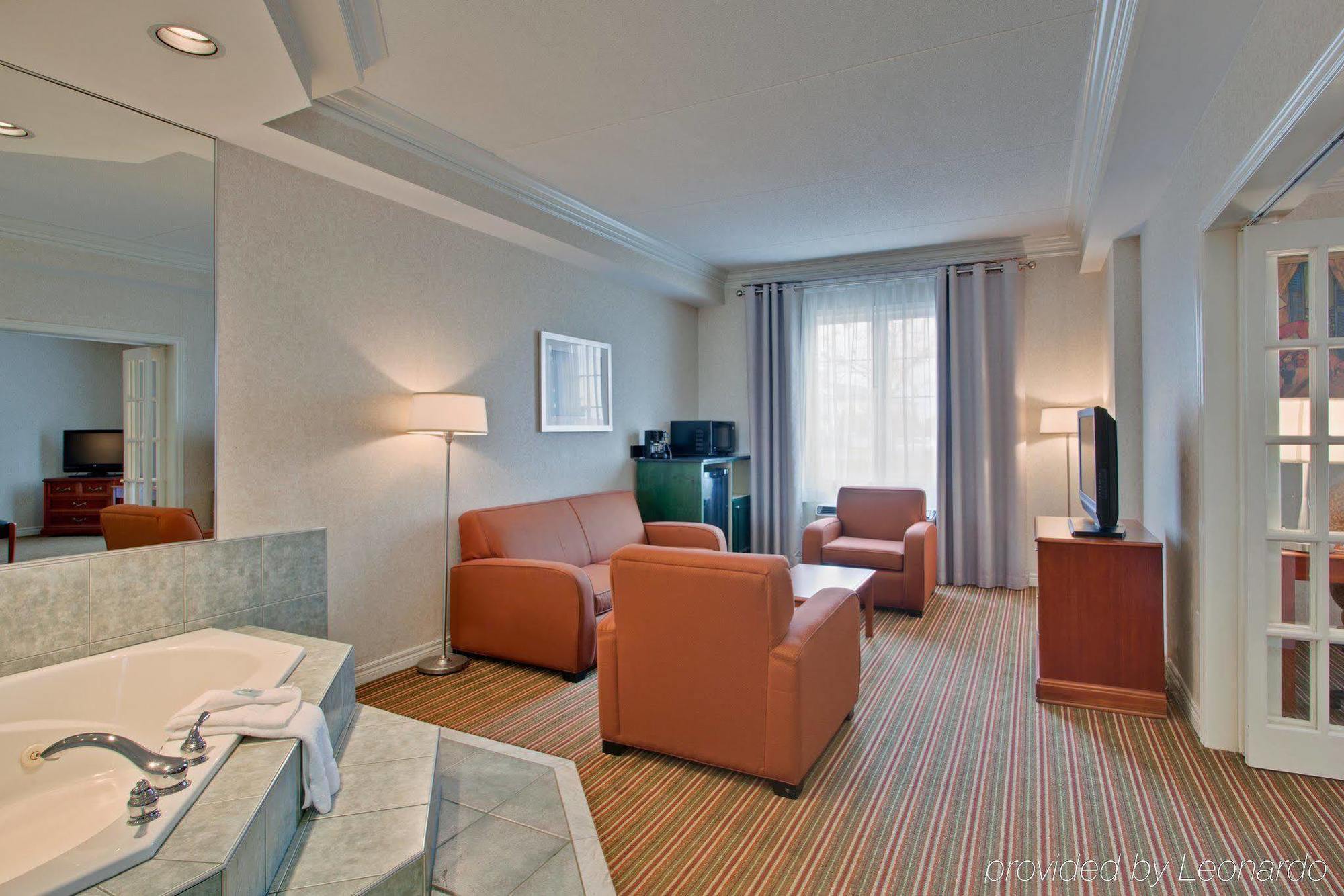 Holiday Inn Express Whitby Oshawa By Ihg Zimmer foto